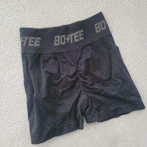 BO+TEE Black Seamless Boxer Shorts